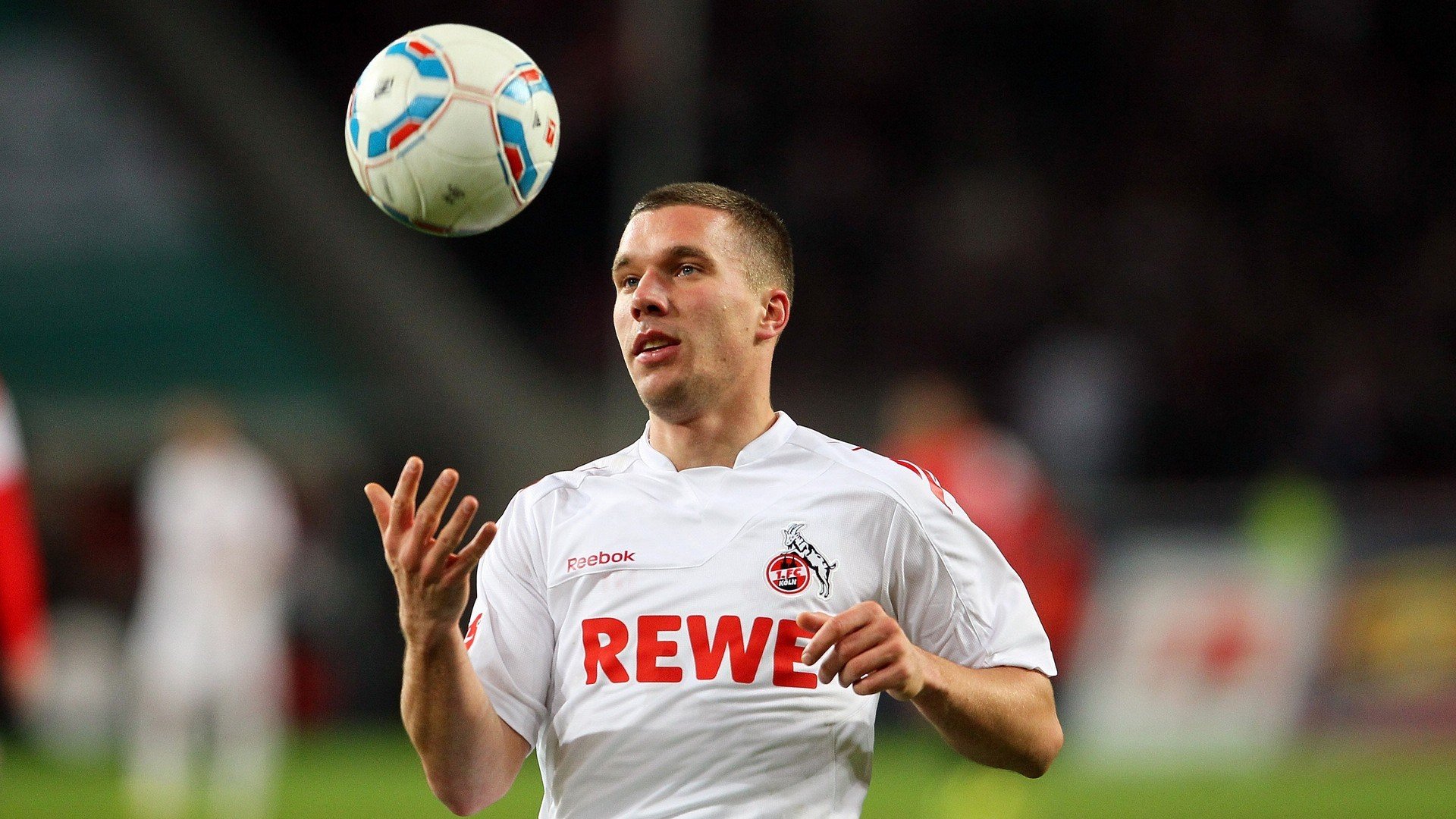 大坂直美意外战胜利物浦，刷新纪录引爆全场！热度持续攀升