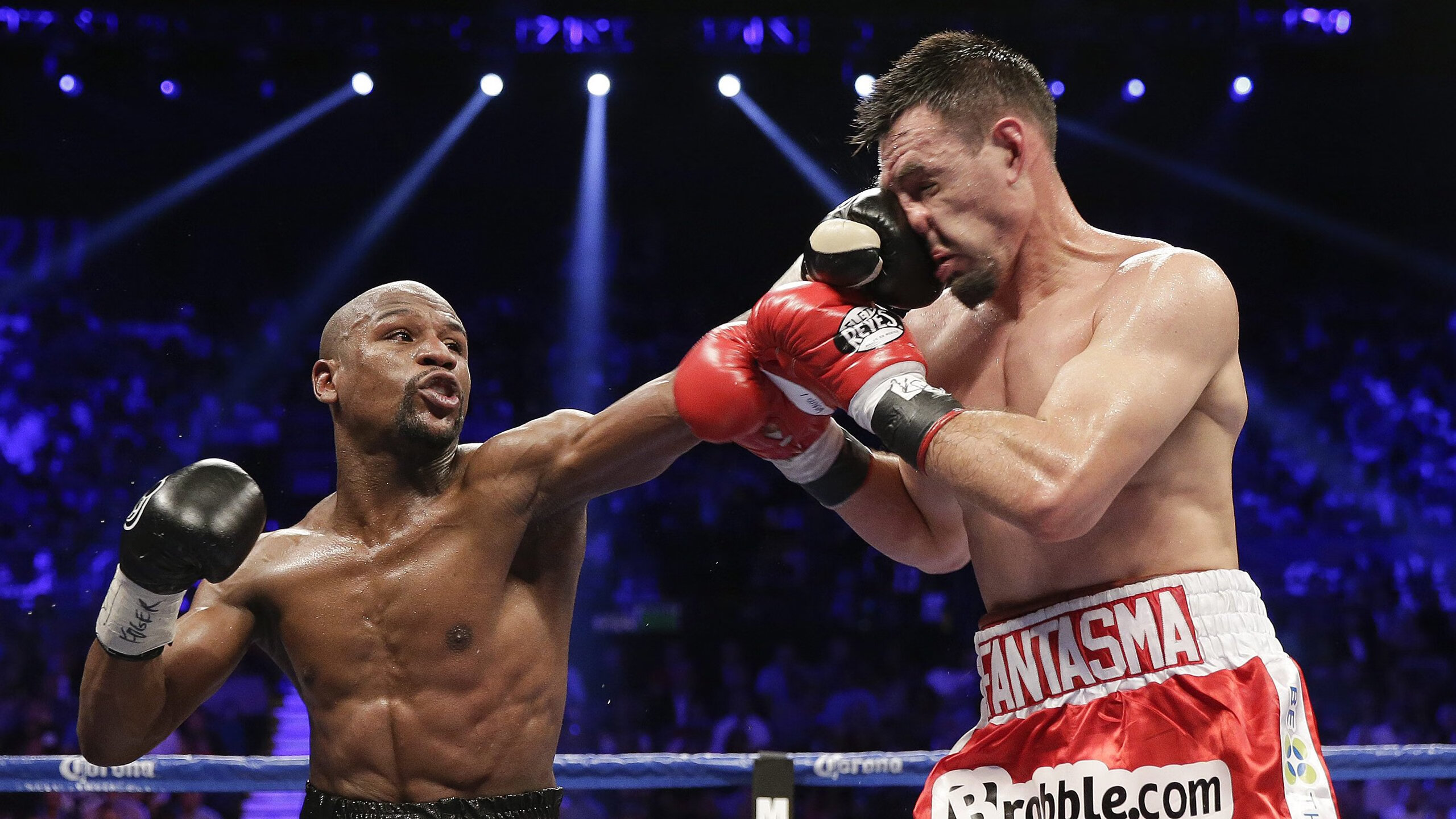  爱德华兹手感滚烫，带领费内巴切横扫达拉斯独行侠，赛后一句话霸气侧漏